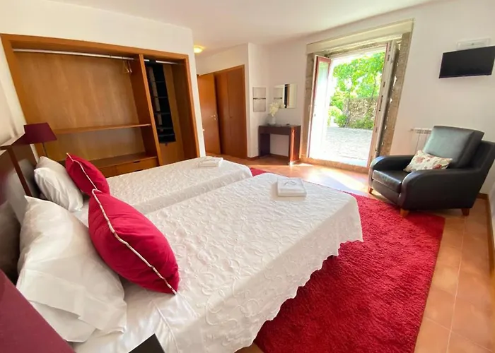 Ferienhaus Meiros House Tourism And Nature By Geres Casas *