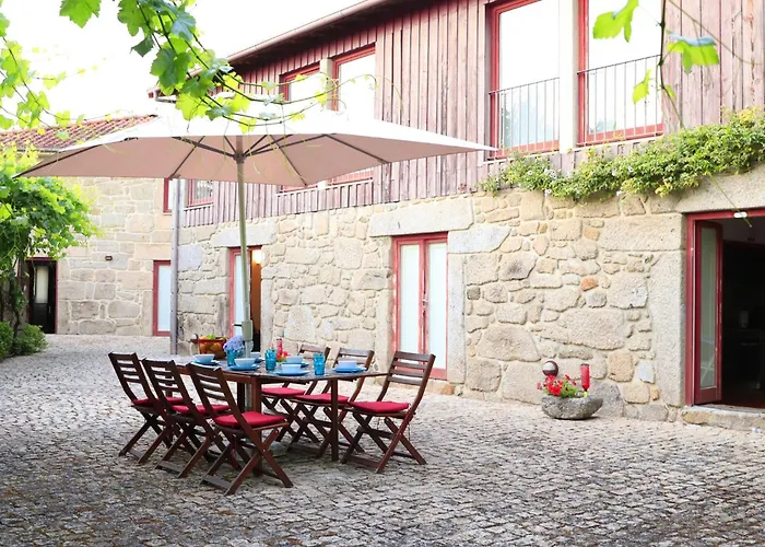 Meiros House Tourism And Nature By Geres Casas *